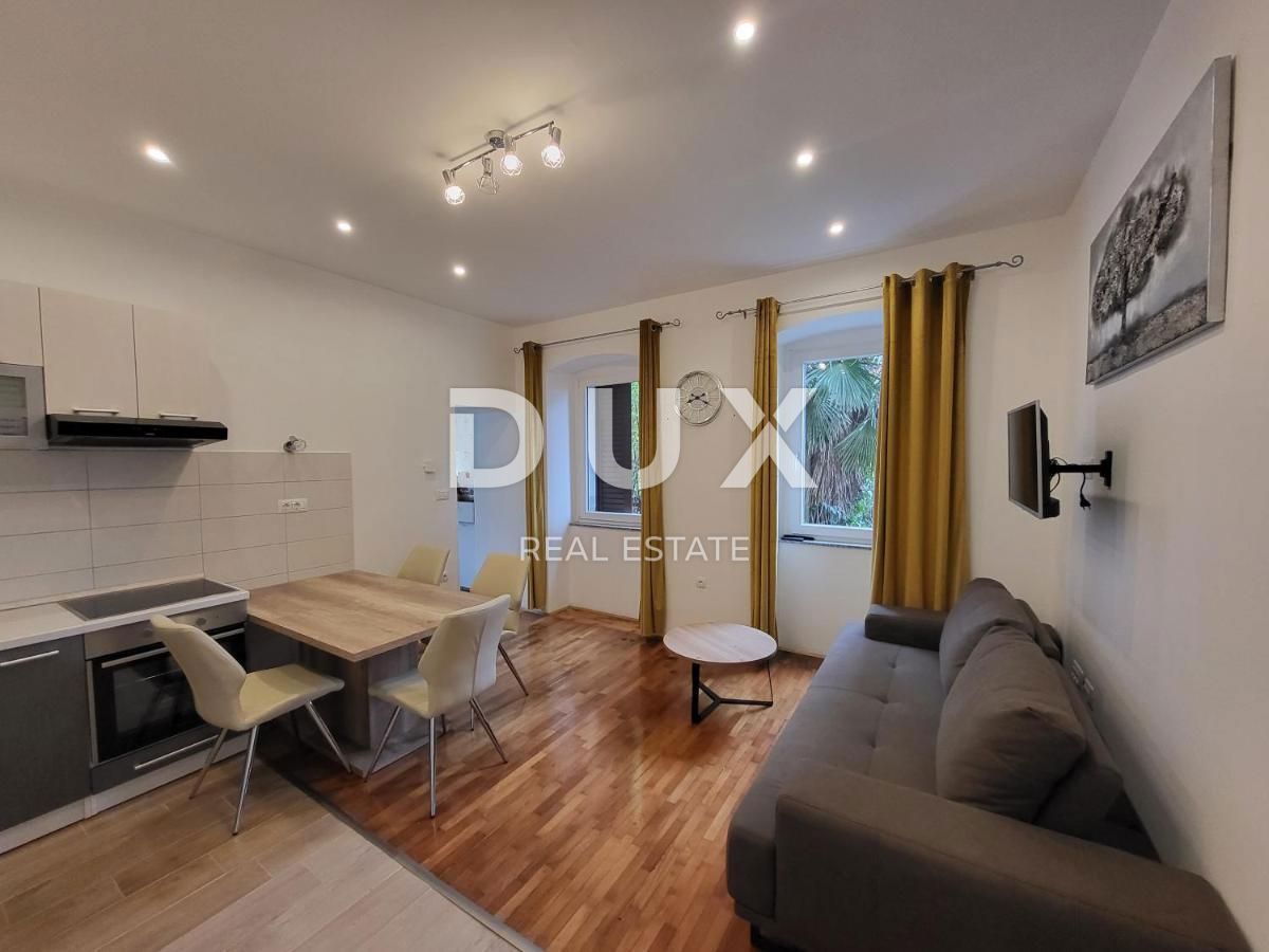 OPATIJA, VOLOSKO - Appartamento completamente ristrutturato a 100 metri dal mare!