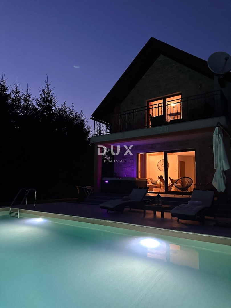 GORSKI KOTAR, LOKVE - Casa vacanze con piscina, situata in riva al lago