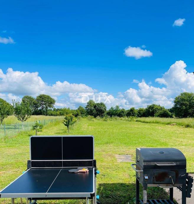 ISTRIA, LOBORIKA - Casa con ampio terreno edificabile