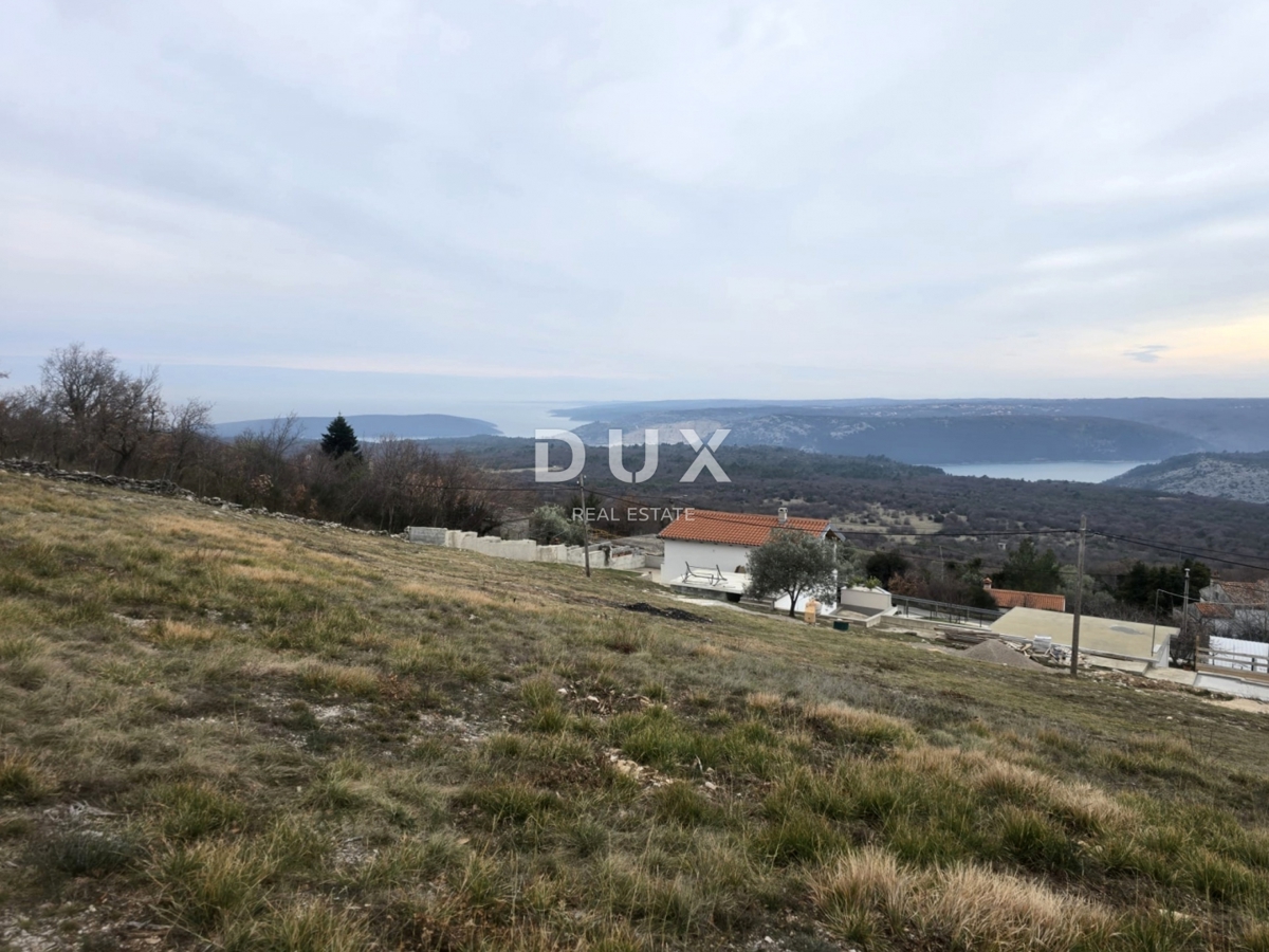 ISTRIA, RABAC - Terreno con vista mare e permesso di costruire