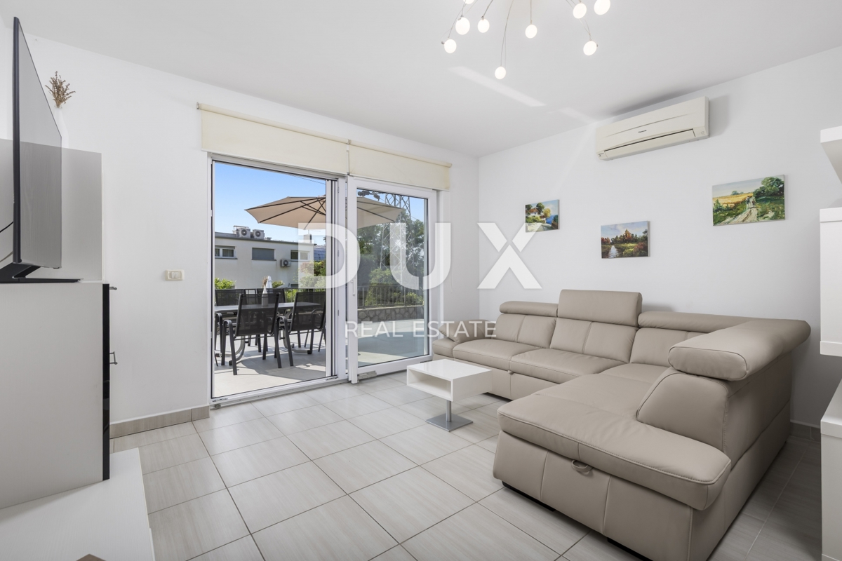 OPATIJA, IČIĆI - appartamento 70m2 con terrazza, vista mare, giardino e piscina comune