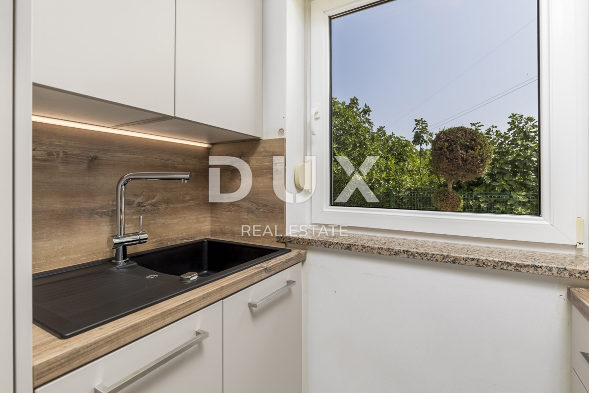 OPATIJA, IČIĆI - appartamento 70m2 con terrazza, vista mare, giardino e piscina comune