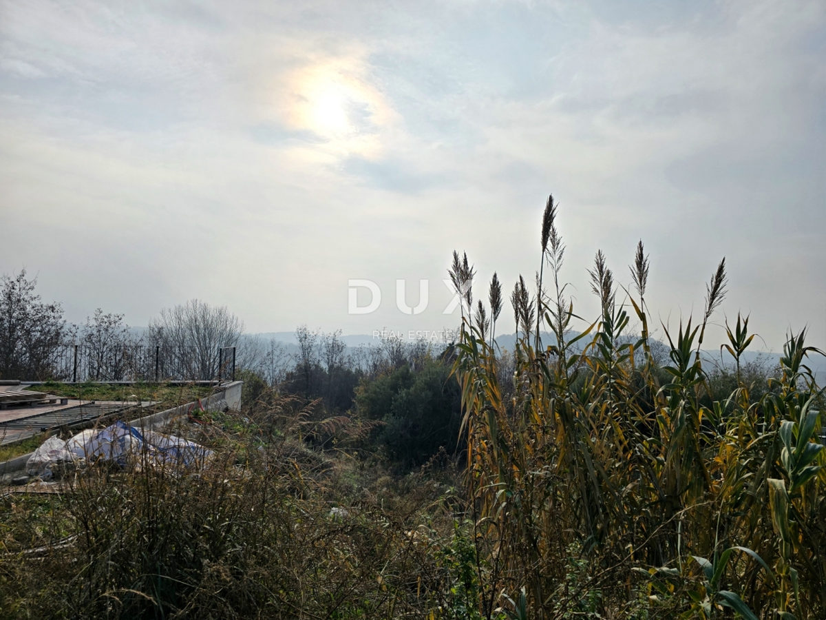 ISTRIA, BUIE - Terreno edificabile con vista panoramica