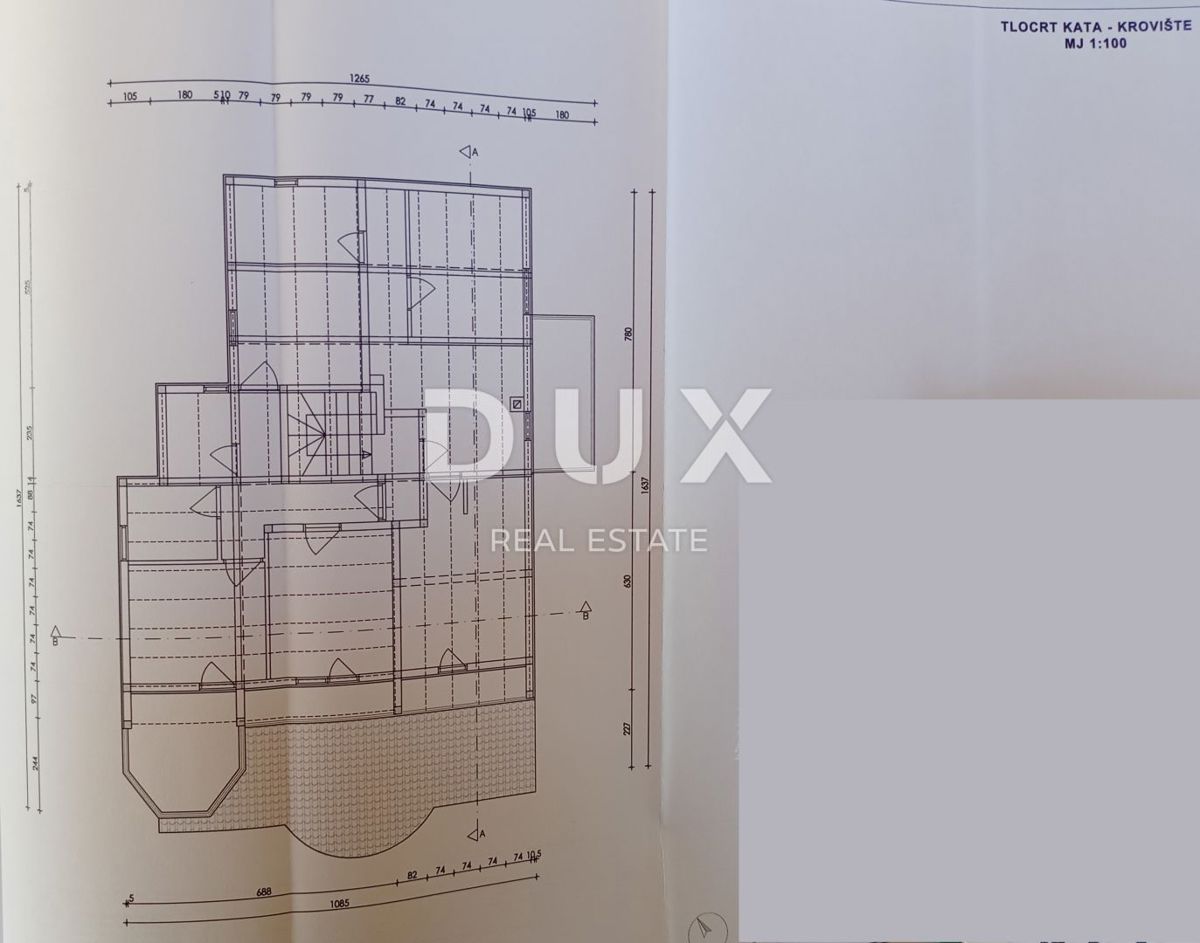 ZADAR, DEBELJAK - Bella villa con piscina