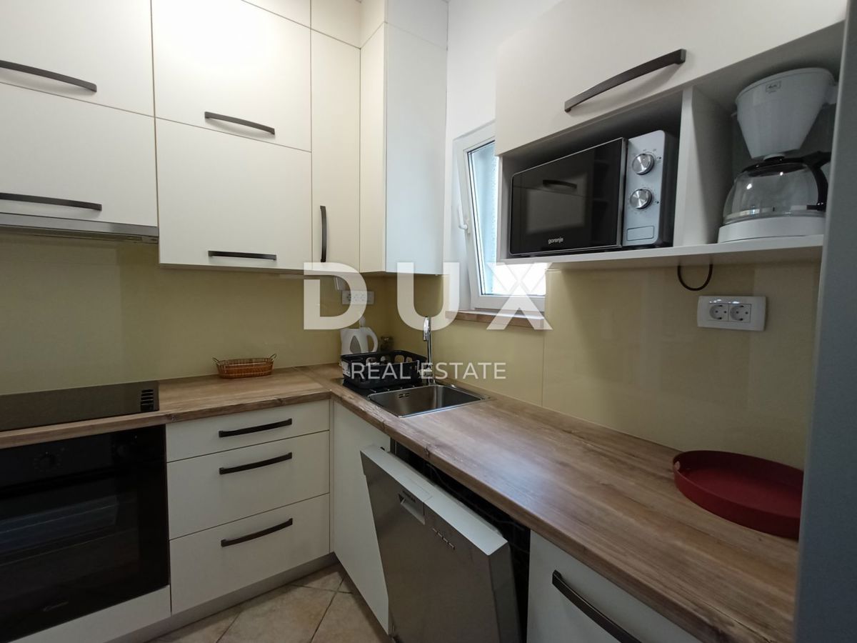 ZADAR, DEBELJAK - Bella villa con piscina