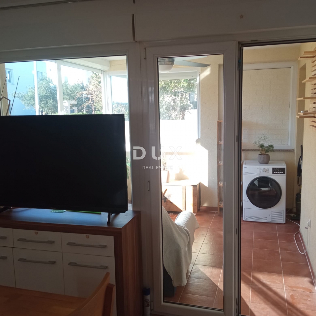 ISOLA DI PAG, NOVALJA - grazioso appartamento più piccolo