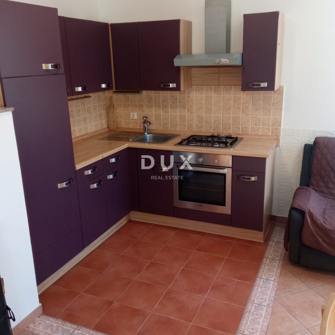 ISOLA DI PAG, NOVALJA - grazioso appartamento più piccolo