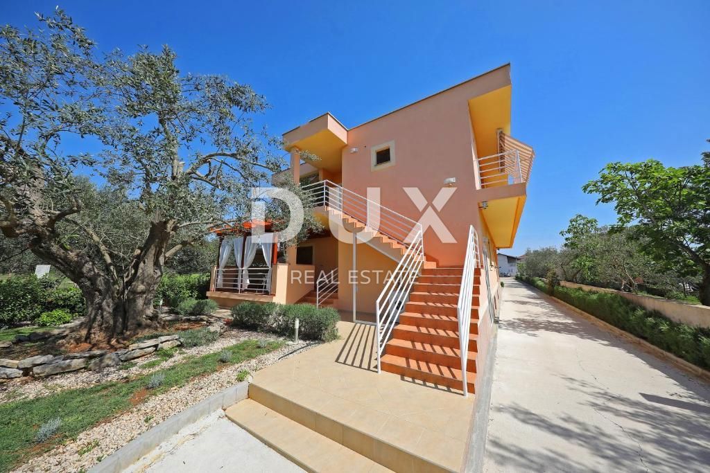 SUKOŠAN - Casa a 150 metri dal mare