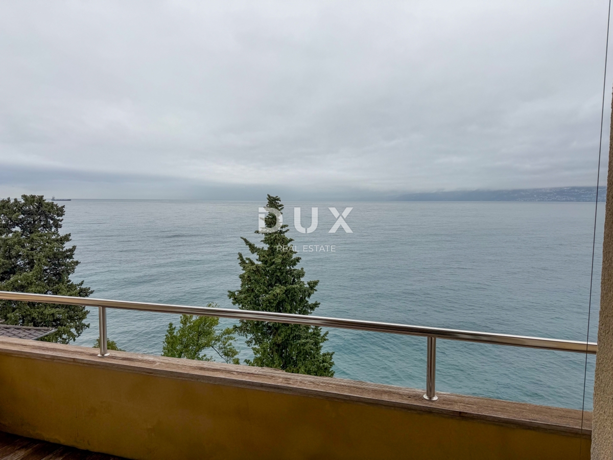 RIJEKA, KANTRIDA - appartamento prima fila al mare vicino al resort Hilton e alla bellissima Opatija