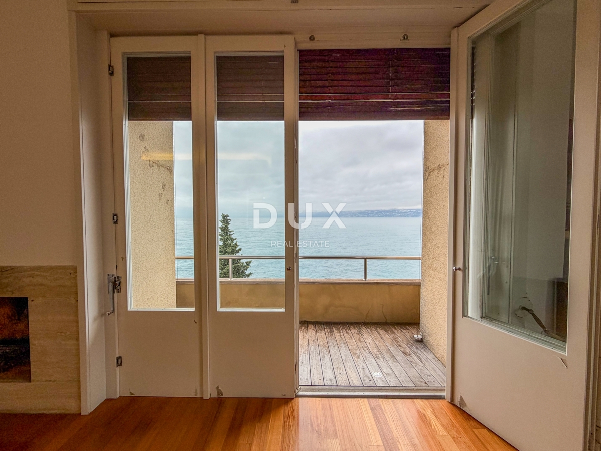 RIJEKA, KANTRIDA - appartamento prima fila al mare vicino al resort Hilton e alla bellissima Opatija