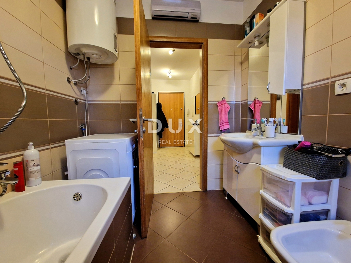 VIŠKOVO – PIANO TERRA – 2 CAMERE DA LETTO + SOGGIORNO – TERRAZZA – PARCHEGGIO