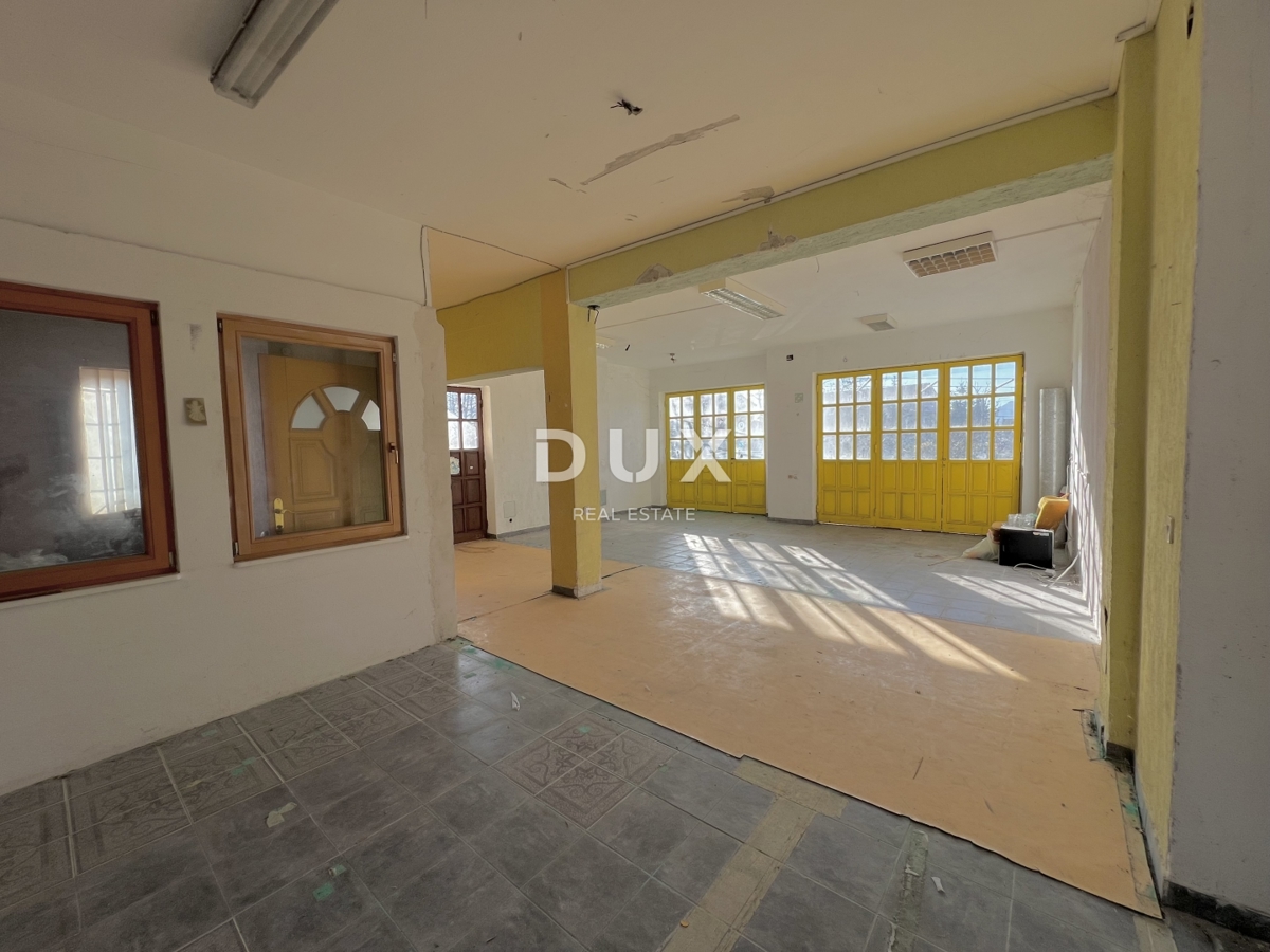 MARINIĆI, VIŠKOVO – Edificio residenziale-commerciale con potenziale d’investimento