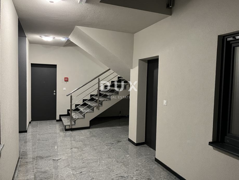 ISOLA DI PAG, POVLJANA - Appartamento con giardino a 100 m dal mare!