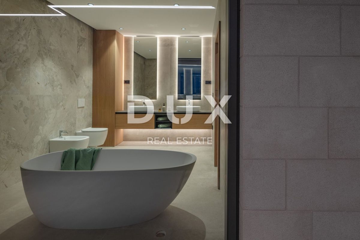 ISTRIA, KRNICA - Magnifica villa di nuova costruzione con vista mare