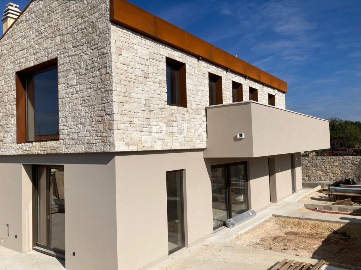 ISTRIA, BALE - Villa modernamente arredata con piscina e sauna