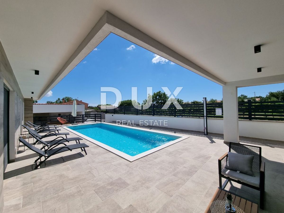 ISTRIA, SVETVINČENAT - Moderna casa a un piano con piscina, immersa nella natura