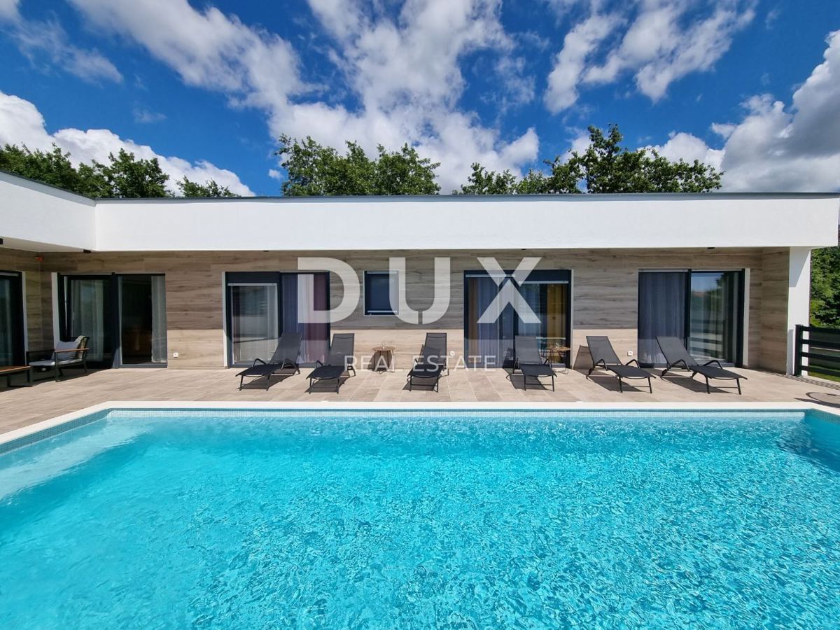 ISTRIA, SVETVINČENAT - Moderna casa a un piano con piscina, immersa nella natura