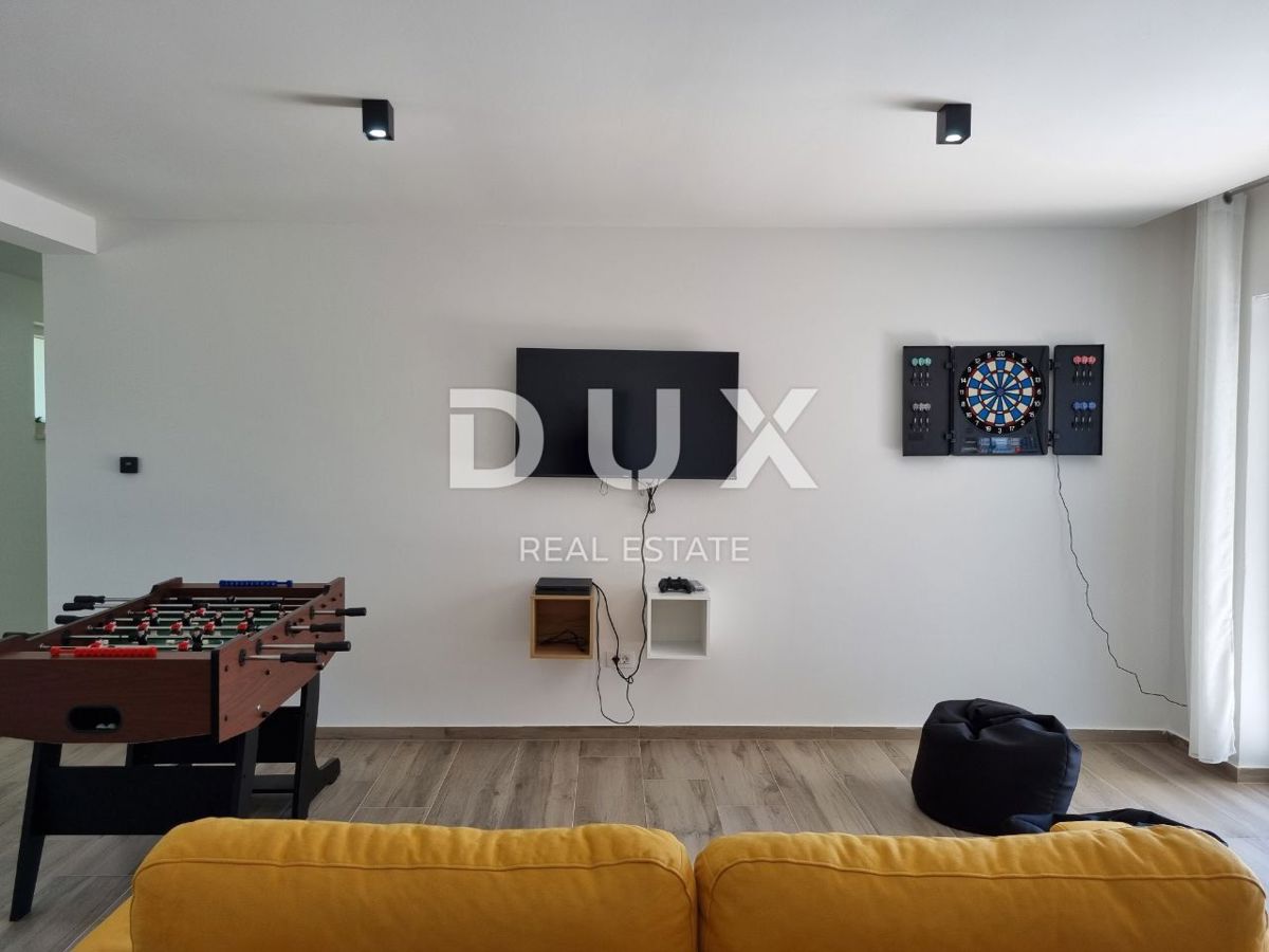 ISTRIA, SVETVINČENAT - Moderna casa a un piano con piscina, immersa nella natura