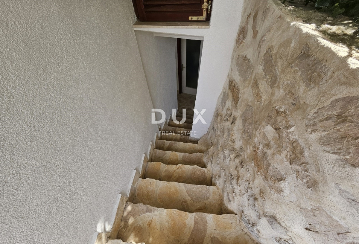 ZADAR, MASLENICA - Casa speciale in prima fila sul mare!