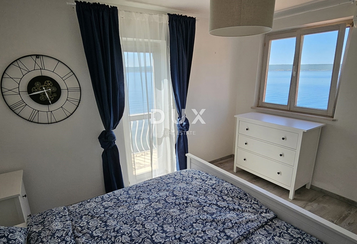 ZADAR, MASLENICA - Casa speciale in prima fila sul mare!