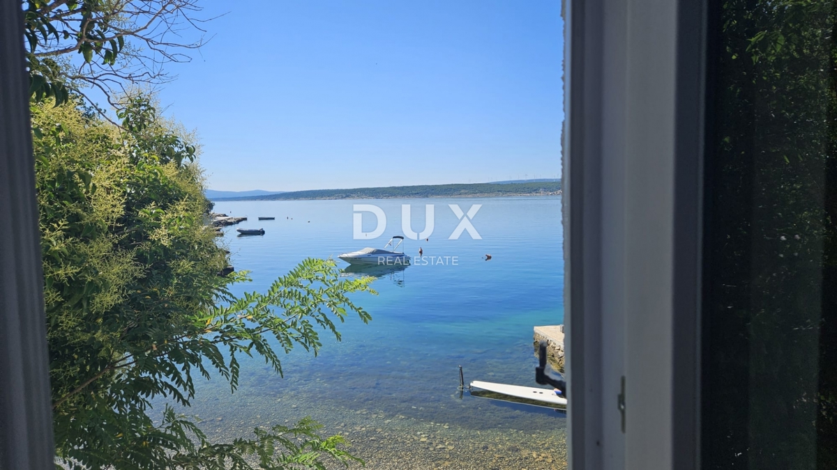 ZADAR, MASLENICA - Casa speciale in prima fila sul mare!