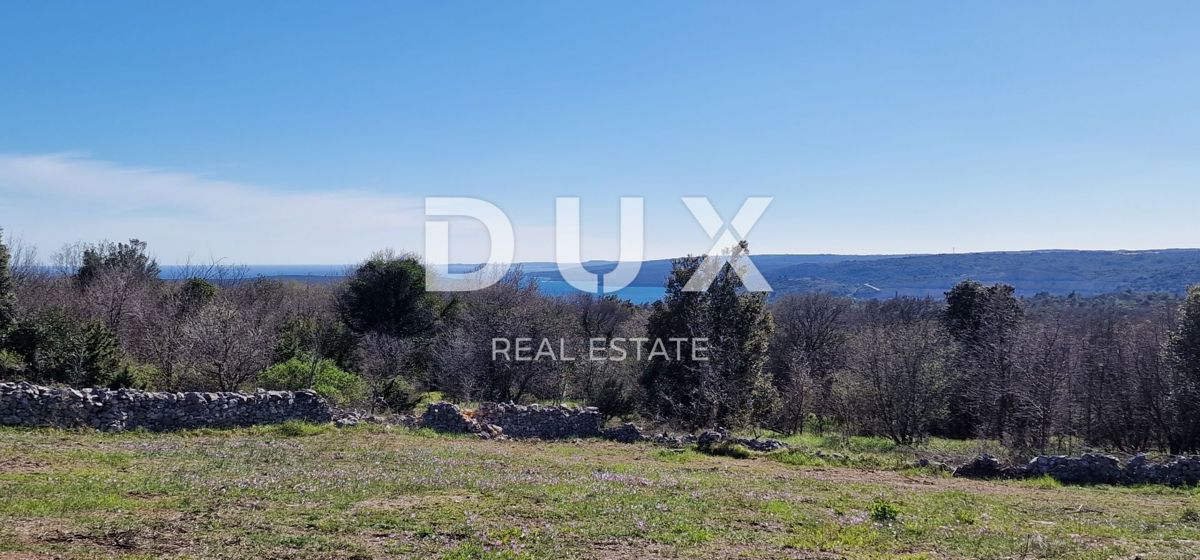 ISTRIA, RABAC – Vista mare! Terreno edificabile con permesso di costruzione.