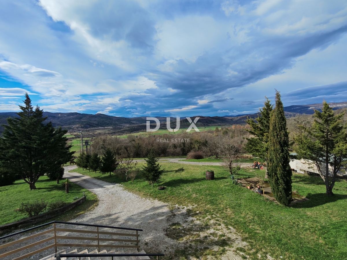 ISTRIA, BOLJUN - Casa con due appartamenti nel cuore dell'Istria