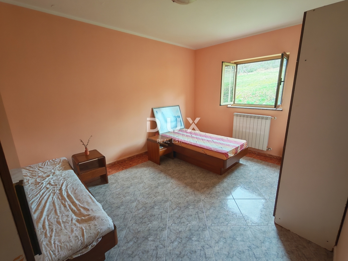 ISTRIA, BOLJUN - Casa con due appartamenti nel cuore dell'Istria