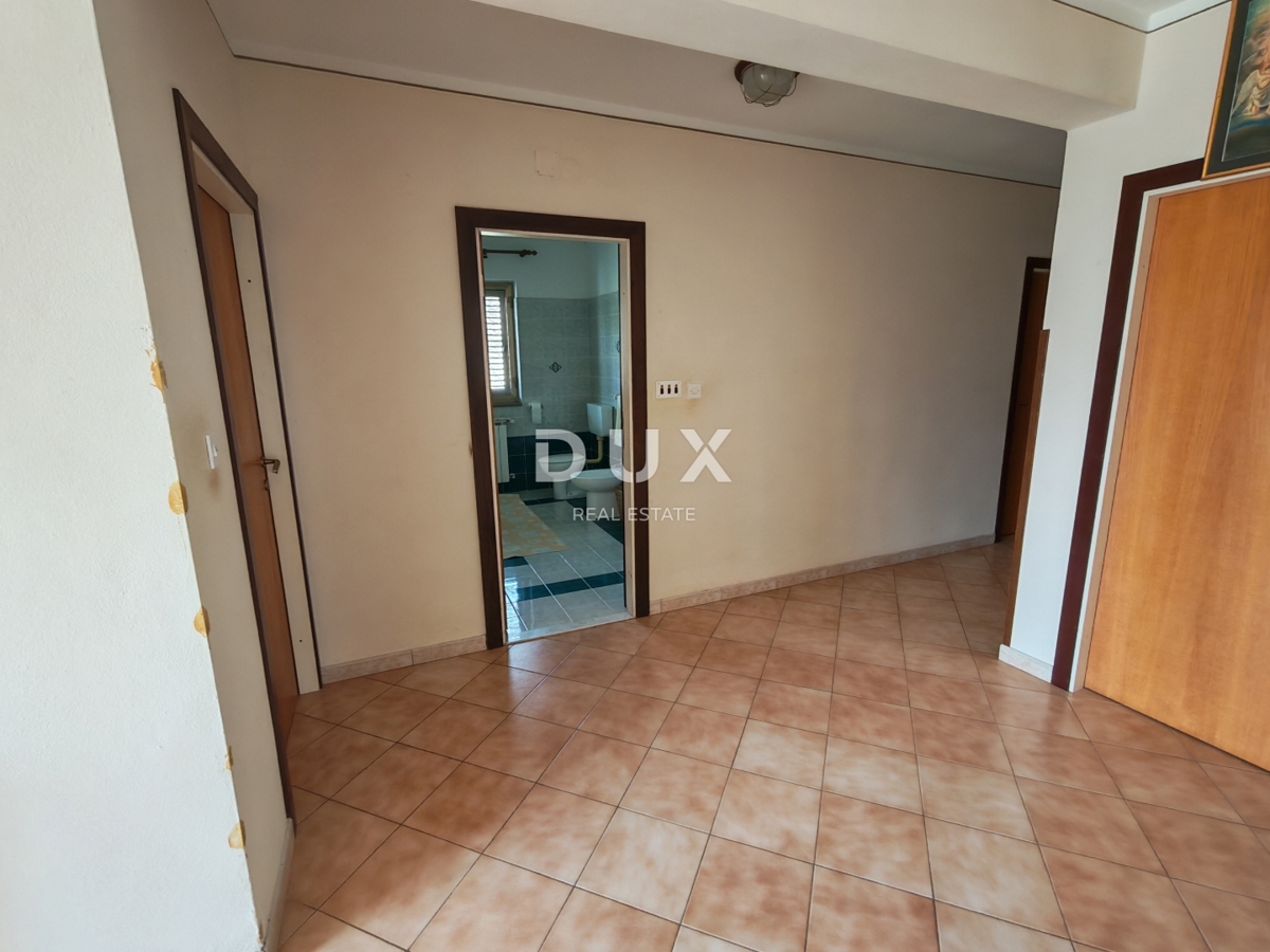 ISTRIA, BOLJUN - Casa con due appartamenti nel cuore dell'Istria