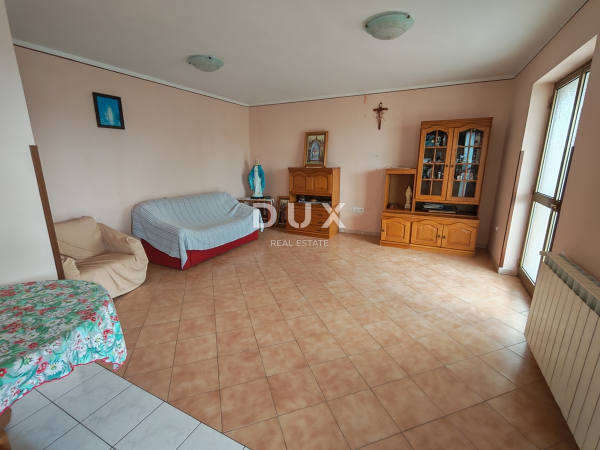 ISTRIA, BOLJUN - Casa con due appartamenti nel cuore dell'Istria