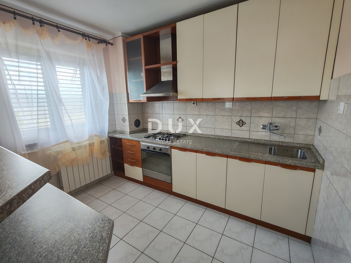 ISTRIA, BOLJUN - Casa con due appartamenti nel cuore dell'Istria