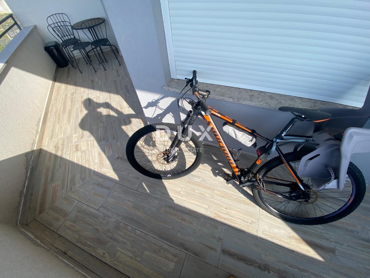 KASTAV, REŠETARI - Appartamento con 2 camere da letto e 2 balconi in un edificio di recente costruzione con vista mare! OCCASIONE!