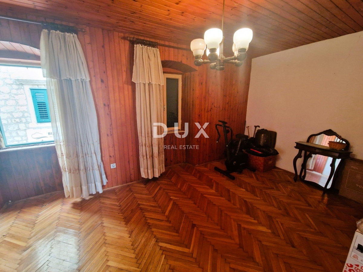 Casa Kaštel Stari, Kaštela, 220m2