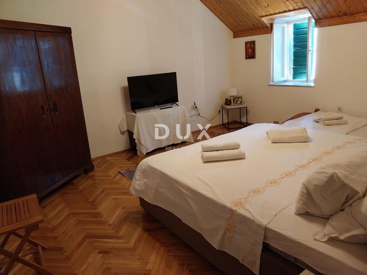 Casa Kaštel Stari, Kaštela, 220m2