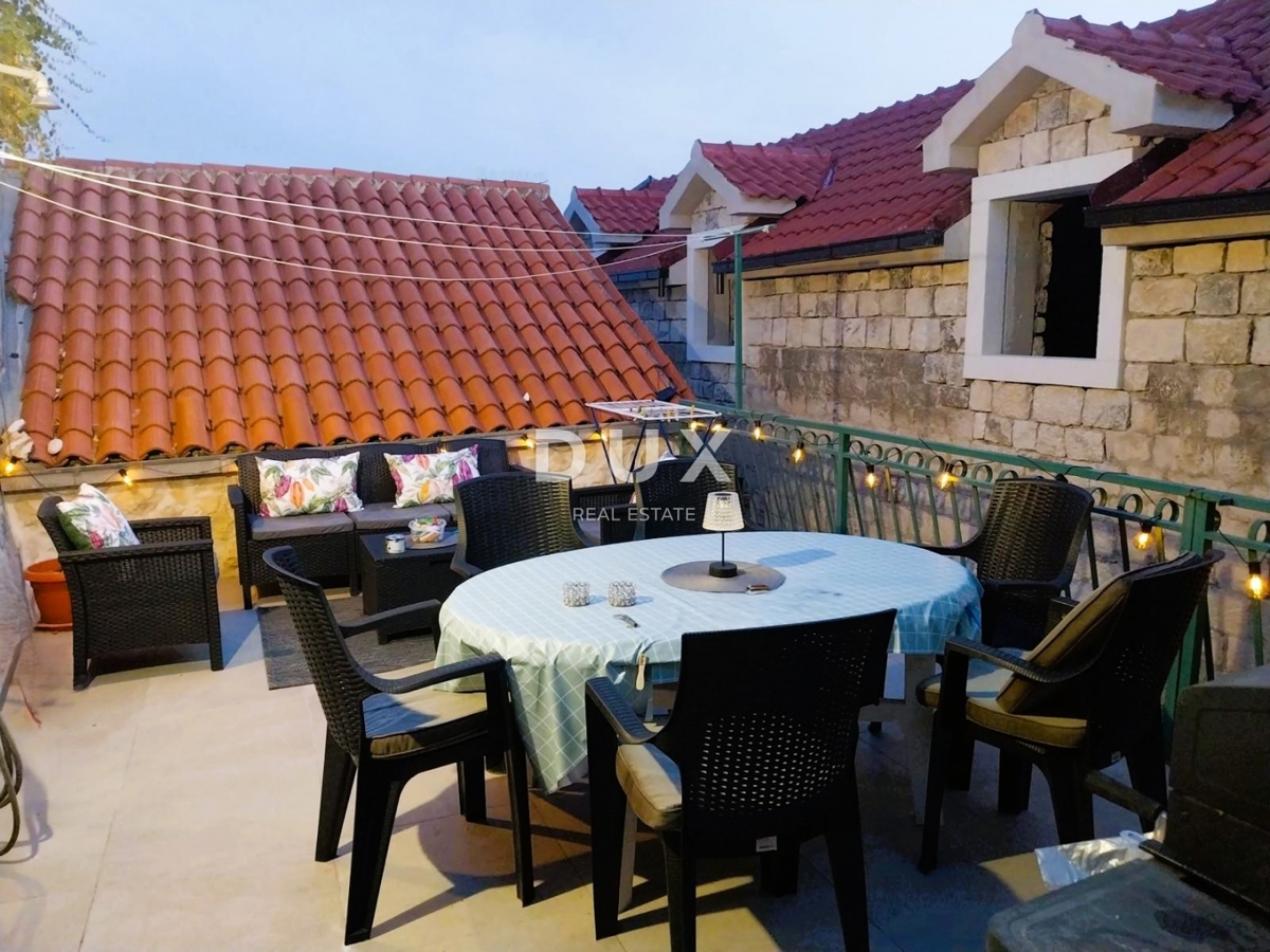 Casa Kaštel Stari, Kaštela, 220m2