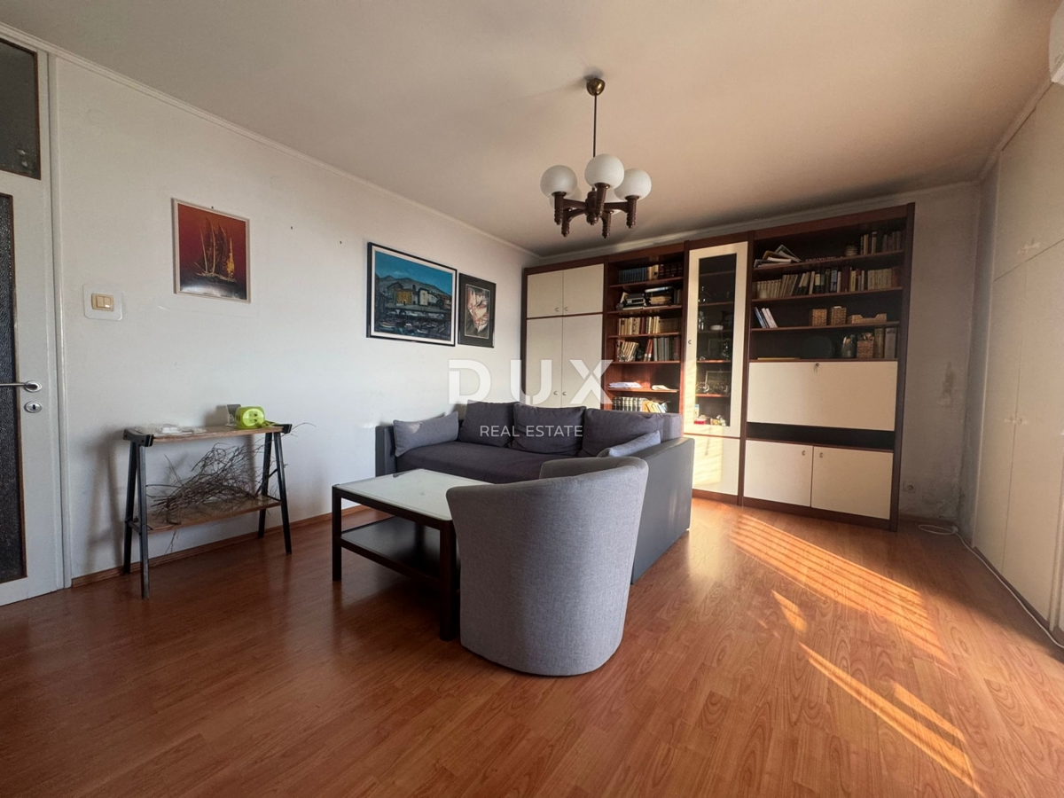 RIJEKA, PODMURVICE - appartamento con due camere da letto, balcone e vista mare