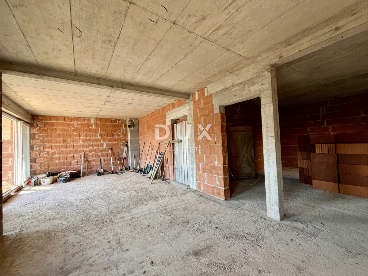 RIJEKA, SRDOČI - Casa di nuova costruzione con 3 camere da letto + soggiorno e giardino di 300 m2