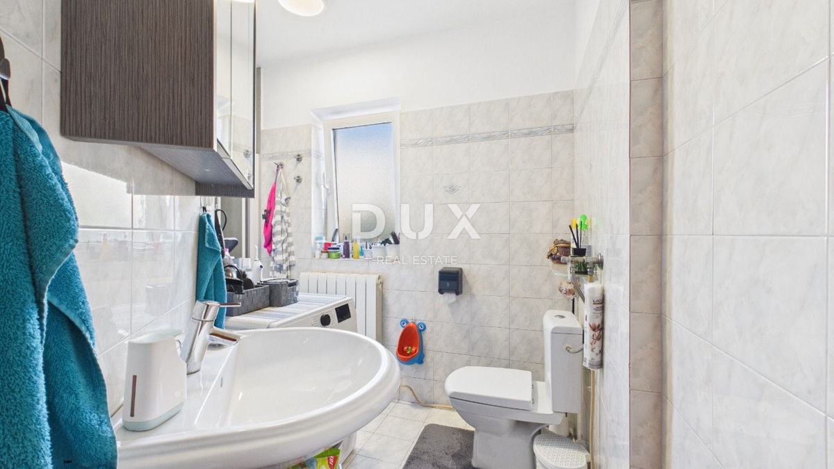 CRIKVENICA, SELCE - Appartamento soleggiato con balcone e vista panoramica sul mare