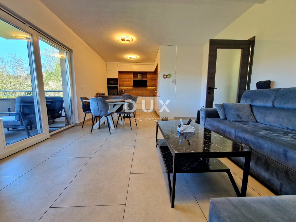 VIŠKOVO - Appartamento di 97 m2 con 3 camere da letto e soggiorno in un edificio nuovo.