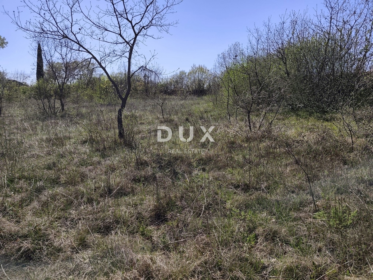 ISTRIA, MARČANA - Terreno in una zona tranquilla con permesso di costruzione