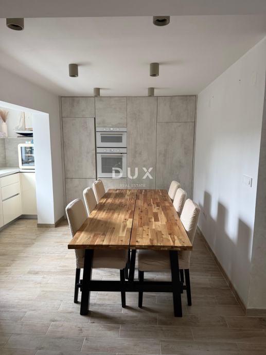 ISOLA DI VIS, VIS - Appartamento in seconda fila dal lungomare, completamente ristrutturato e arredato