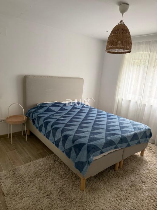 ISOLA DI VIS, VIS - Appartamento in seconda fila dal lungomare, completamente ristrutturato e arredato