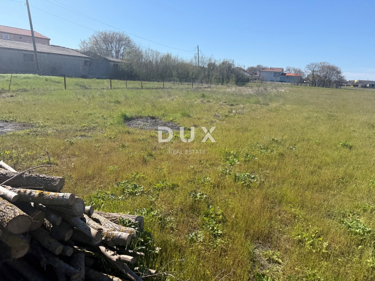 Terreno Zemunik Donji, 1.032m2