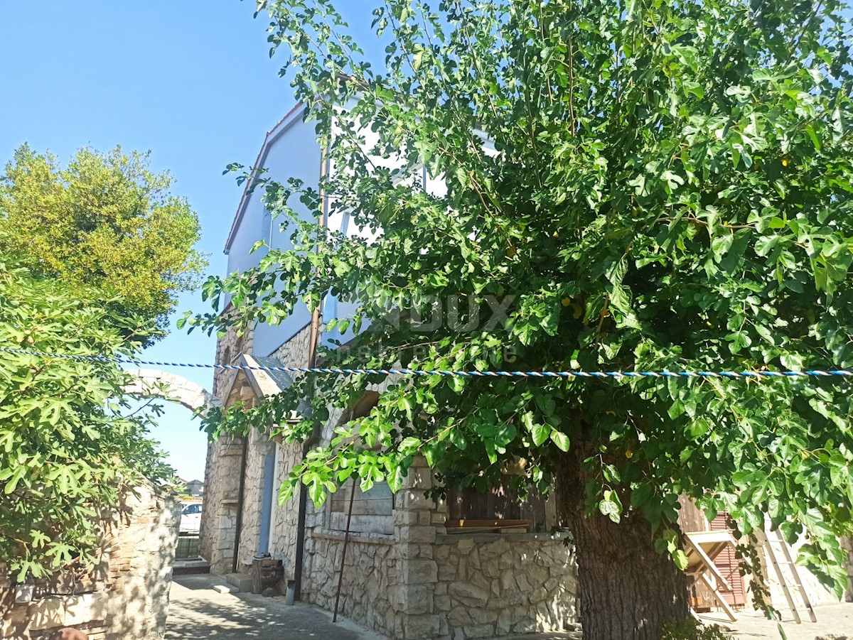 ISTRIA, BANJOLE Casa in pietra con giardino - 200 m DALLA SPIAGGIA !!