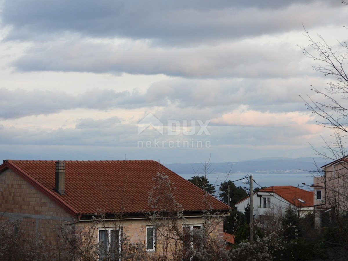 OPATIJA, VEPRINAC, TRAVIČIĆI - terreno 2783m2 con permesso di costruire e vista mare per una casa familiare / appartamenti / casa in affitto - vacanza con piscina