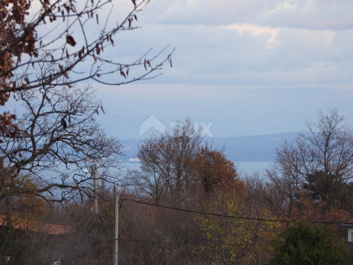 OPATIJA, VEPRINAC, TRAVIČIĆI - terreno 2783m2 con permesso di costruire e vista mare per una casa familiare / appartamenti / casa in affitto - vacanza con piscina