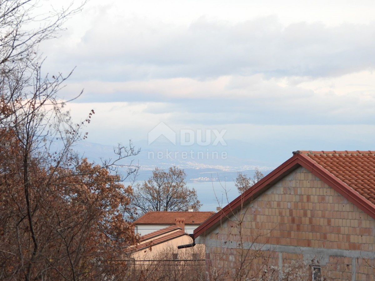 OPATIJA, VEPRINAC, TRAVIČIĆI - terreno 2783m2 con permesso di costruire e vista mare per una casa familiare / appartamenti / casa in affitto - vacanza con piscina