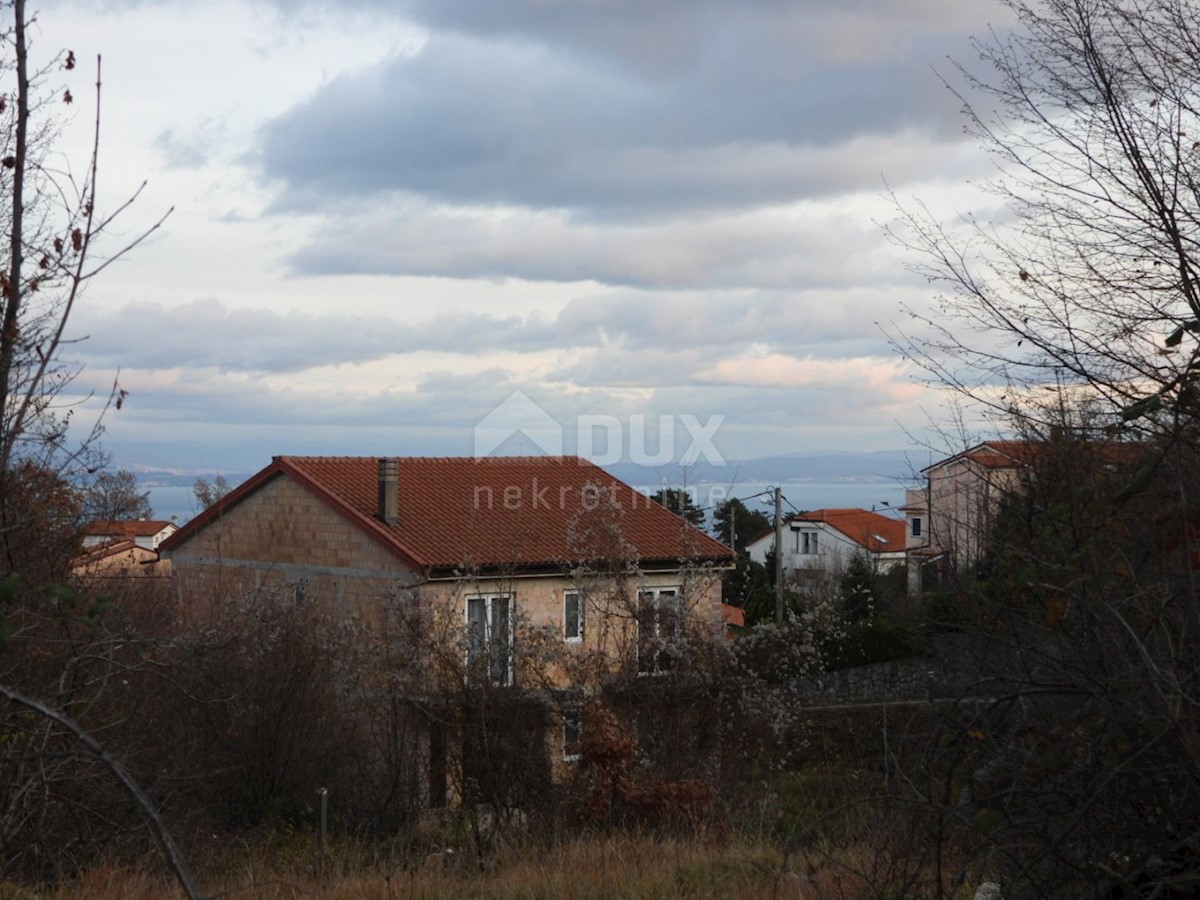 OPATIJA, VEPRINAC, TRAVIČIĆI - terreno 2783m2 con permesso di costruire e vista mare per una casa familiare / appartamenti / casa in affitto - vacanza con piscina