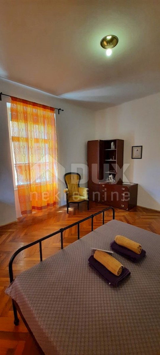 OPATIJA, CENTRO - Appartamento 100 m2 diviso in due appartamenti