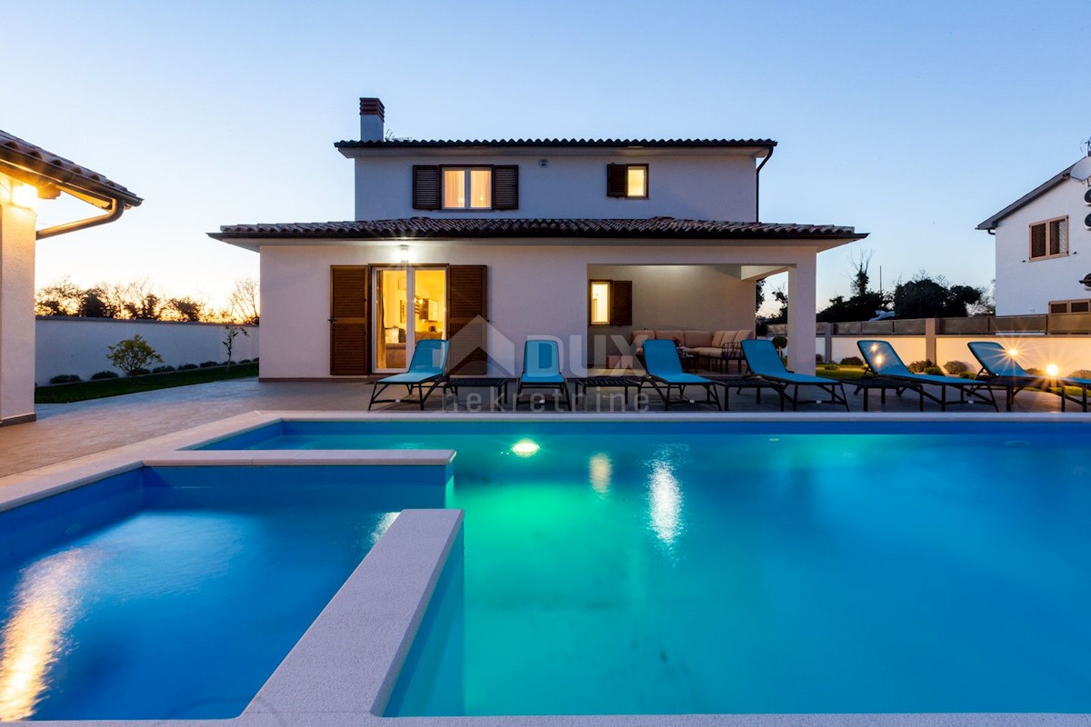 ISTRIA, ŠIŠAN - Casa moderna con piscina e sauna!